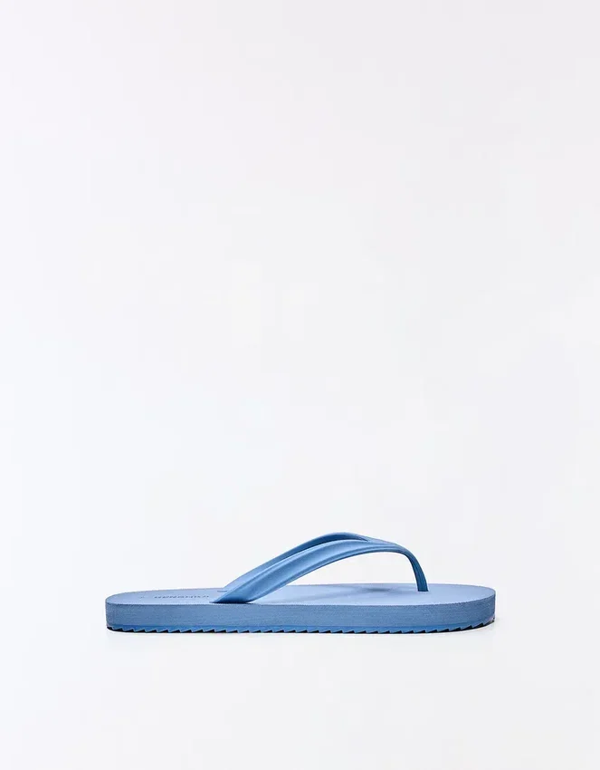 Basic Thong Sandals Basic Thong Sandals