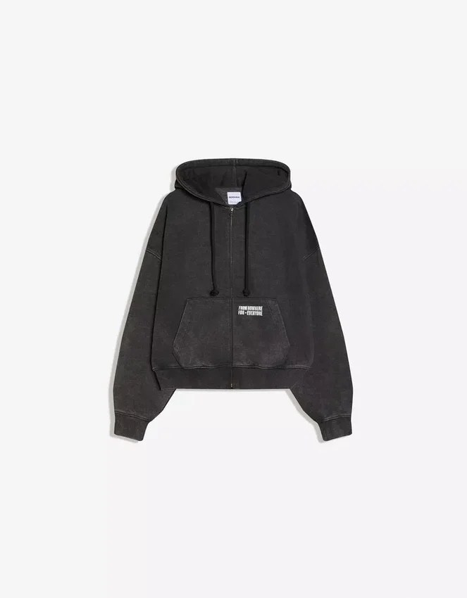 Boxy Fit Zip-Up Sweatshirt with Print – Sweatshirts & Hoodies – Men Boxy Fit Zip-Up Sweatshirt with Print – Sweatshirts & Hoodies – Men