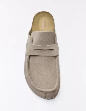 Clog with Mask Detail