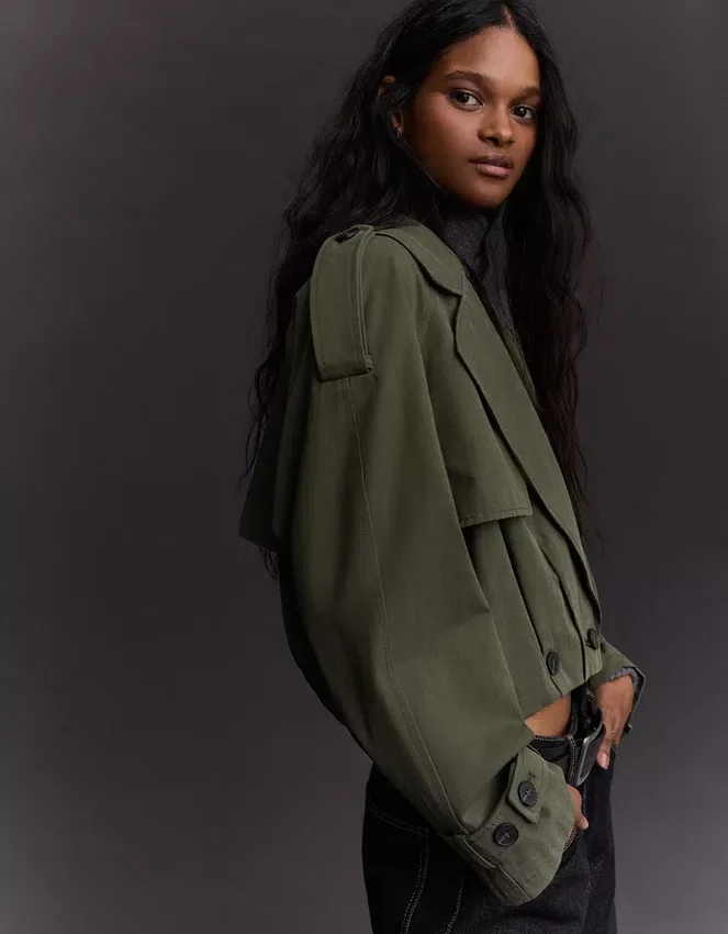 Cropped Balloon-Effect Trench Coat – Jackets and Trench Cropped Balloon-Effect Trench Coat – Jackets and Trench