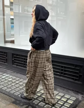 Embroidered Zip-Up Hood – Sweatshirts and Hoodies