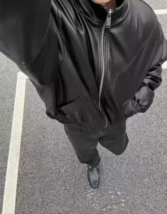 Straight-Leg Jeans