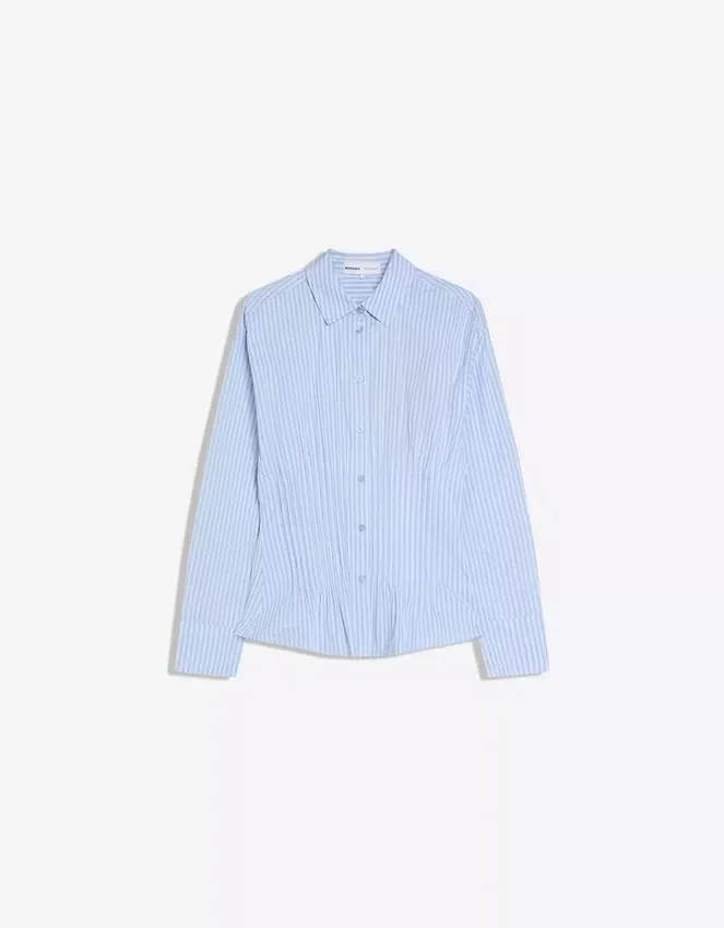 Fitted Shirt with Darts Fitted Shirt with Darts