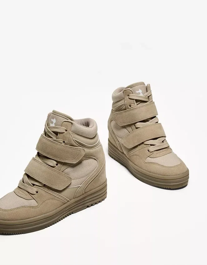 High-Top Sneakers with Inner Wedge – Shoes High-Top Sneakers with Inner Wedge – Shoes