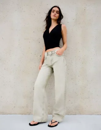 High-Waist Straight Wide-Leg Jeans – Pants