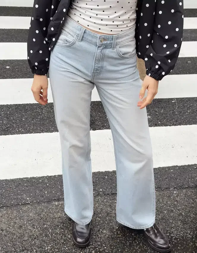 High-Waist Wide-Leg Straight Jeans – Pants High-Waist Wide-Leg Straight Jeans – Pants