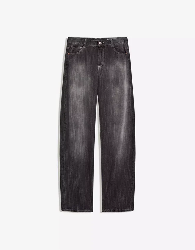 Low-Rise Baggy Barrel Jeans Low-Rise Baggy Barrel Jeans