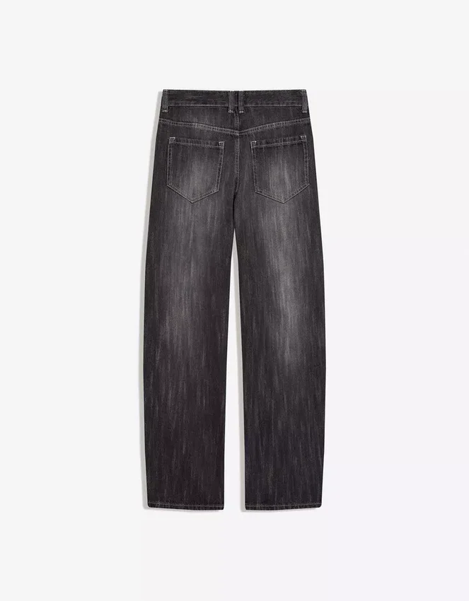 Low-Rise Baggy Barrel Jeans Low-Rise Baggy Barrel Jeans