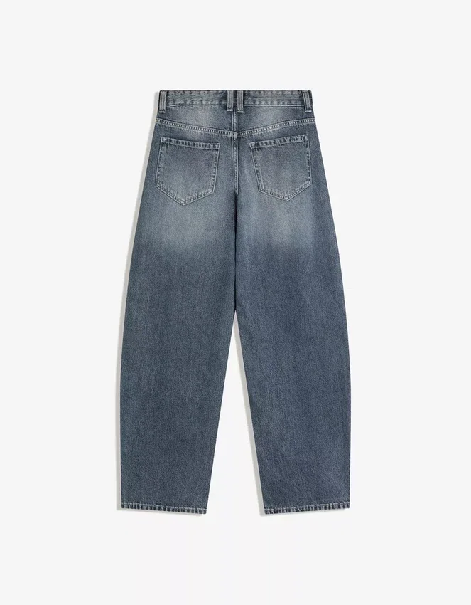 Low-Rise Baggy Barrel Jeans Low-Rise Baggy Barrel Jeans