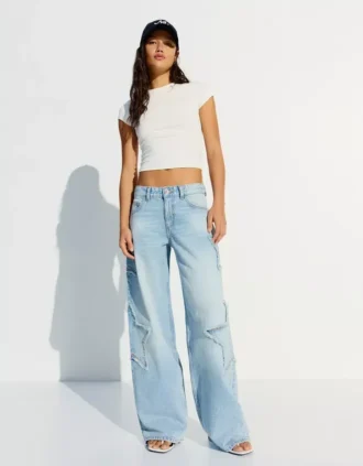 Low-Rise Boyfriend Jeans with Stars