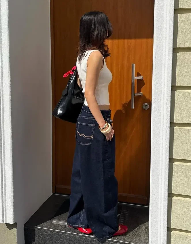 Low-Rise Slouchy Jeans Low-Rise Slouchy Jeans