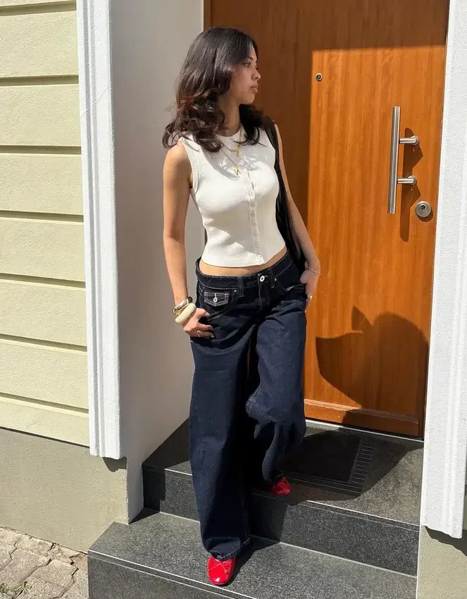 Low-Rise Slouchy Jeans Low-Rise Slouchy Jeans