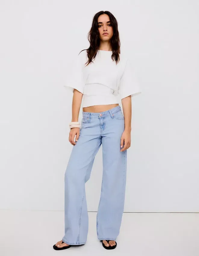 Low-Rise Straight-Leg Jeans – Pants Low-Rise Straight-Leg Jeans – Pants