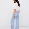 Low-Rise Straight-Leg Jeans – Pants Low-Rise Straight-Leg Jeans – Pants