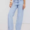 Low-Rise Straight-Leg Jeans – Pants Low-Rise Straight-Leg Jeans – Pants