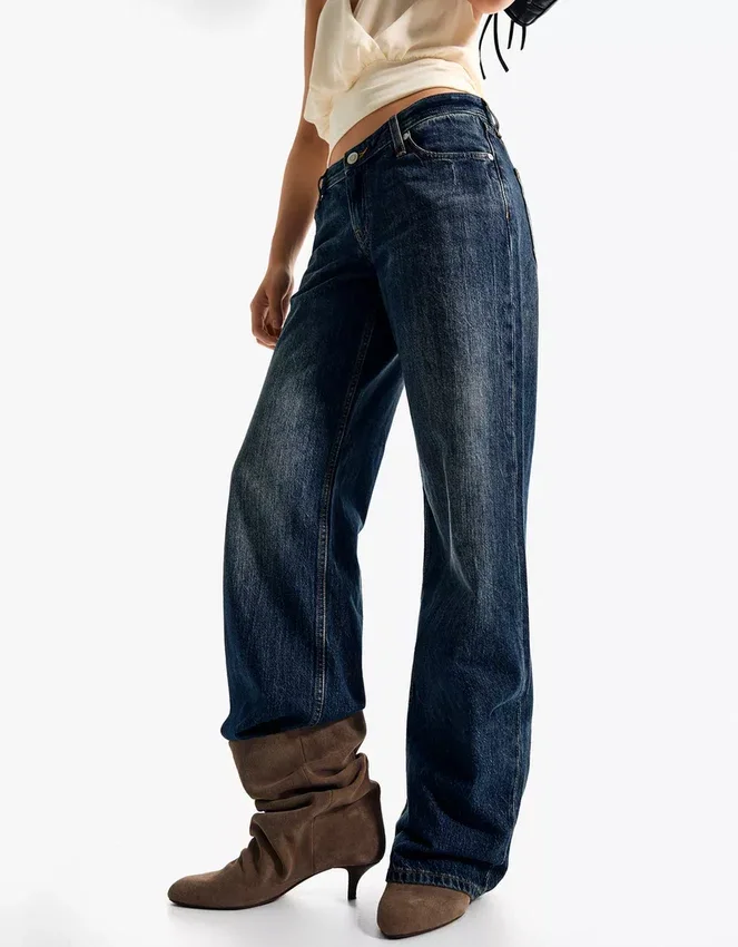 Low-Rise Straight-Leg Jeans – Pants Low-Rise Straight-Leg Jeans – Pants