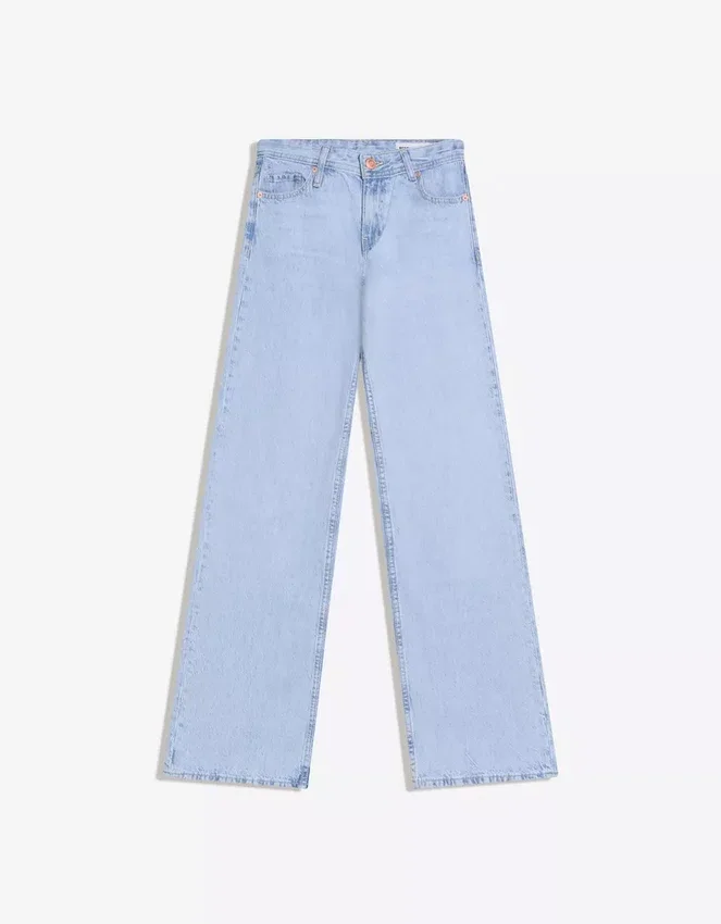Low-Rise Straight-Leg Jeans – Pants Low-Rise Straight-Leg Jeans – Pants