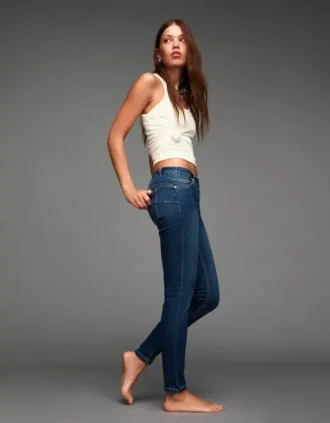 Mid-Rise Push-Up Skinny Jeans – Pants