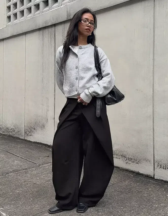 Pleated Trousers with Double Button Pleated Trousers with Double Button