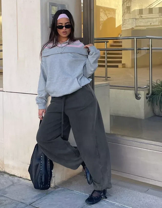 Plush Barrel Trousers with Stoppers Plush Barrel Trousers with Stoppers