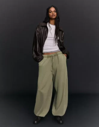 Plush Barrel Trousers with Stoppers – Pants Plush Barrel Trousers with Stoppers – Pants