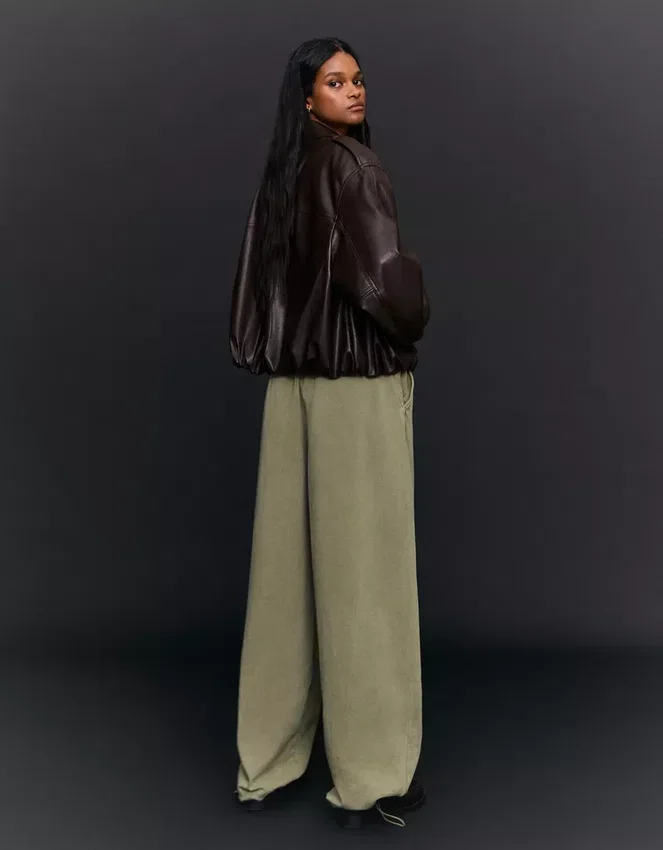 Plush Barrel Trousers with Stoppers – Pants Plush Barrel Trousers with Stoppers – Pants
