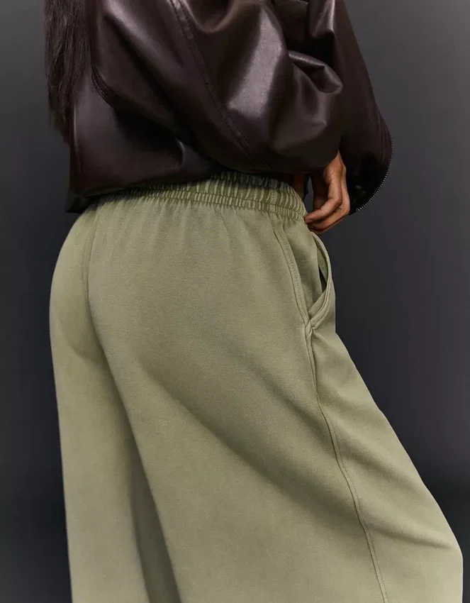 Plush Barrel Trousers with Stoppers – Pants Plush Barrel Trousers with Stoppers – Pants