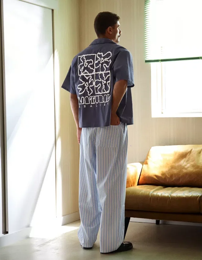Printed Short Sleeve Boxy Fit Shirt – Shirts Printed Short Sleeve Boxy Fit Shirt – Shirts