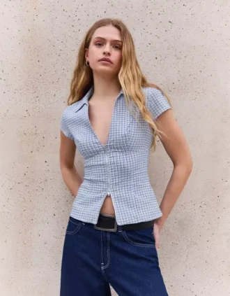 Short Sleeve Shirt with Zip – Shirts and Blouses