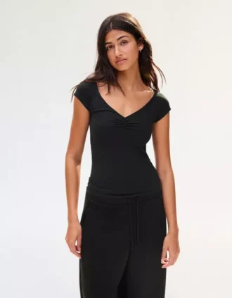 Short Sleeve T-Shirt with Gathering Short Sleeve T-Shirt with Gathering