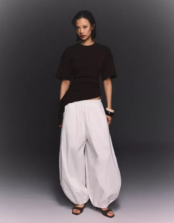 Short Sleeve T-Shirt with Gathering Short Sleeve T-Shirt with Gathering