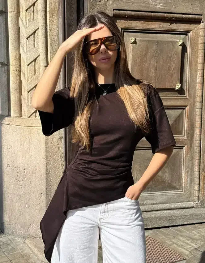 Short Sleeve T-Shirt with Gathering – #Bershkastyle – Women Short Sleeve T-Shirt with Gathering – #Bershkastyle – Women