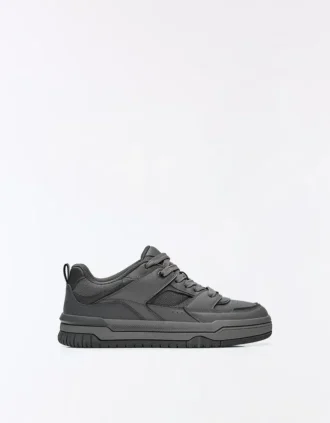 Skate Sneakers