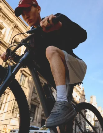 Skate Sneakers