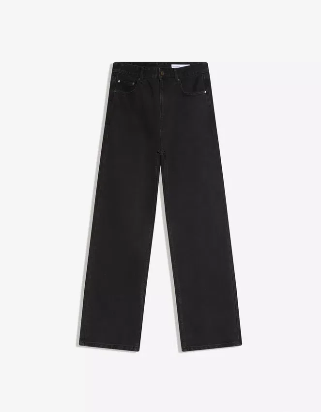 Straight-Leg Jeans Straight-Leg Jeans