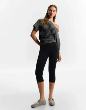 Technical Knit Capris – Pants