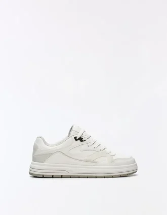 Voluminous Sneakers