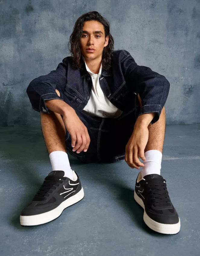 Voluminous Sneakers Voluminous Sneakers