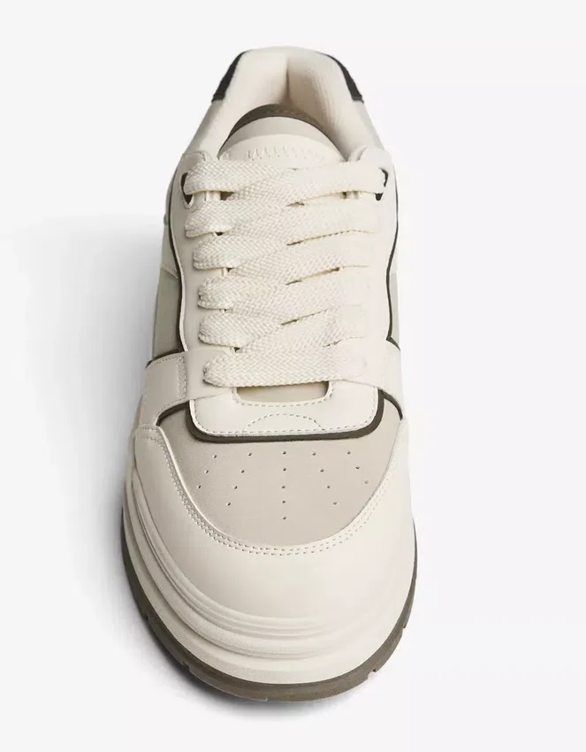Voluminous Sneakers – Trainers Voluminous Sneakers – Trainers