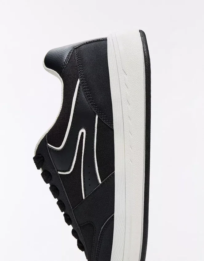 Voluminous Sneakers Voluminous Sneakers